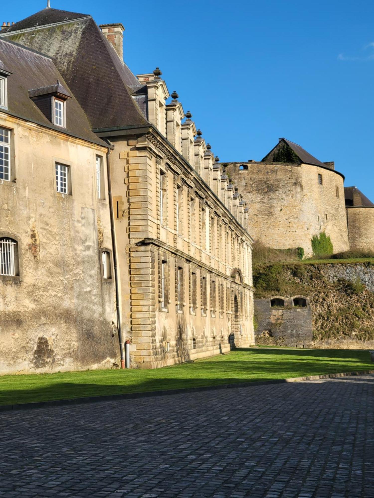 Chateau Des Princes " Fleur De Lys " Sedan Exterior foto